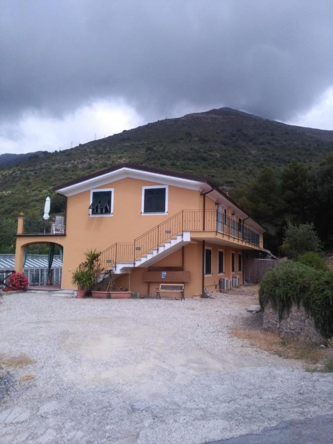 Agriturismo Tendapiccola Ceriale Kültér fotó